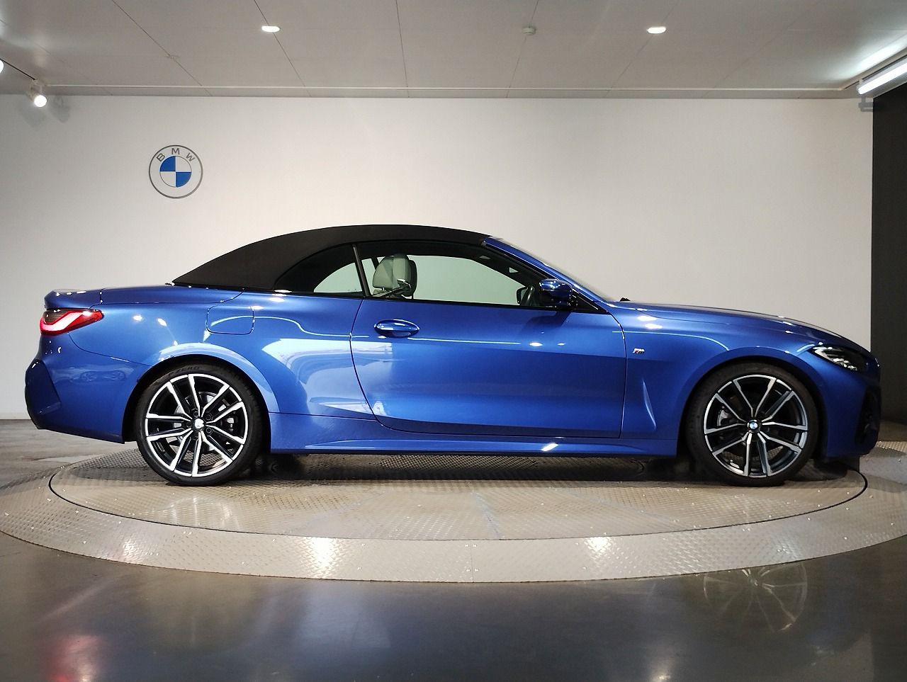 G23 420i Convertible RHD