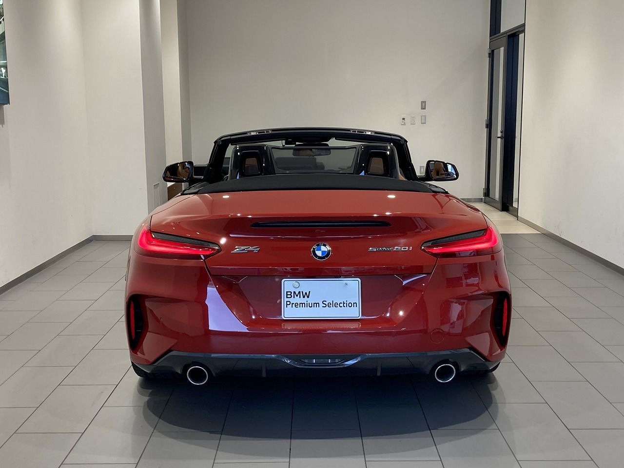 G29 z4 sDrive20i RHD