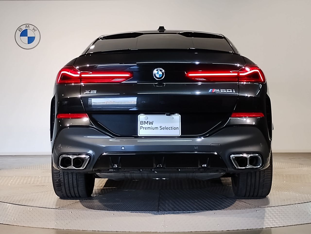 X6 M60i xDrive RHD