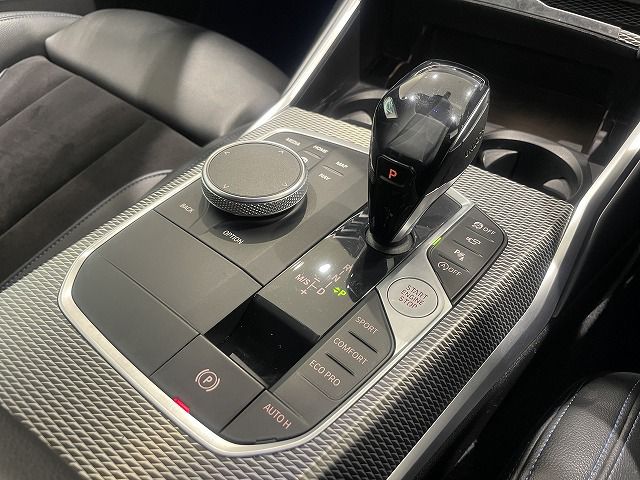 G21 320i RHD