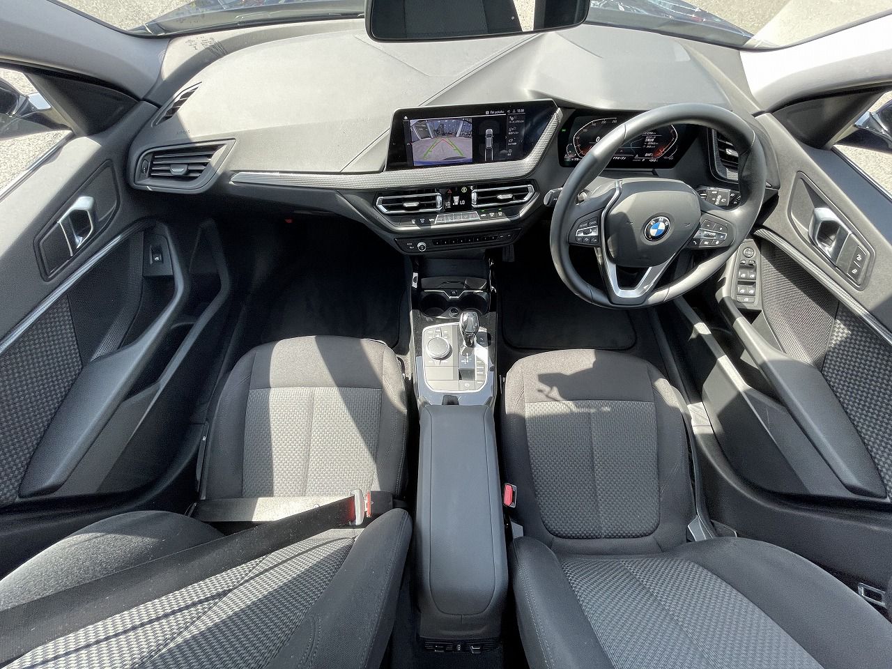 F40 118d Sports Hatch 5-door B47 2.0d