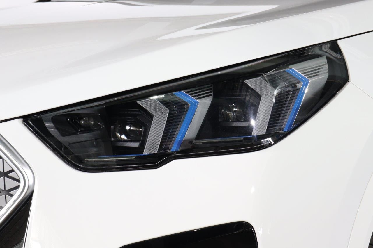 iX2 xDrive30 MSP
