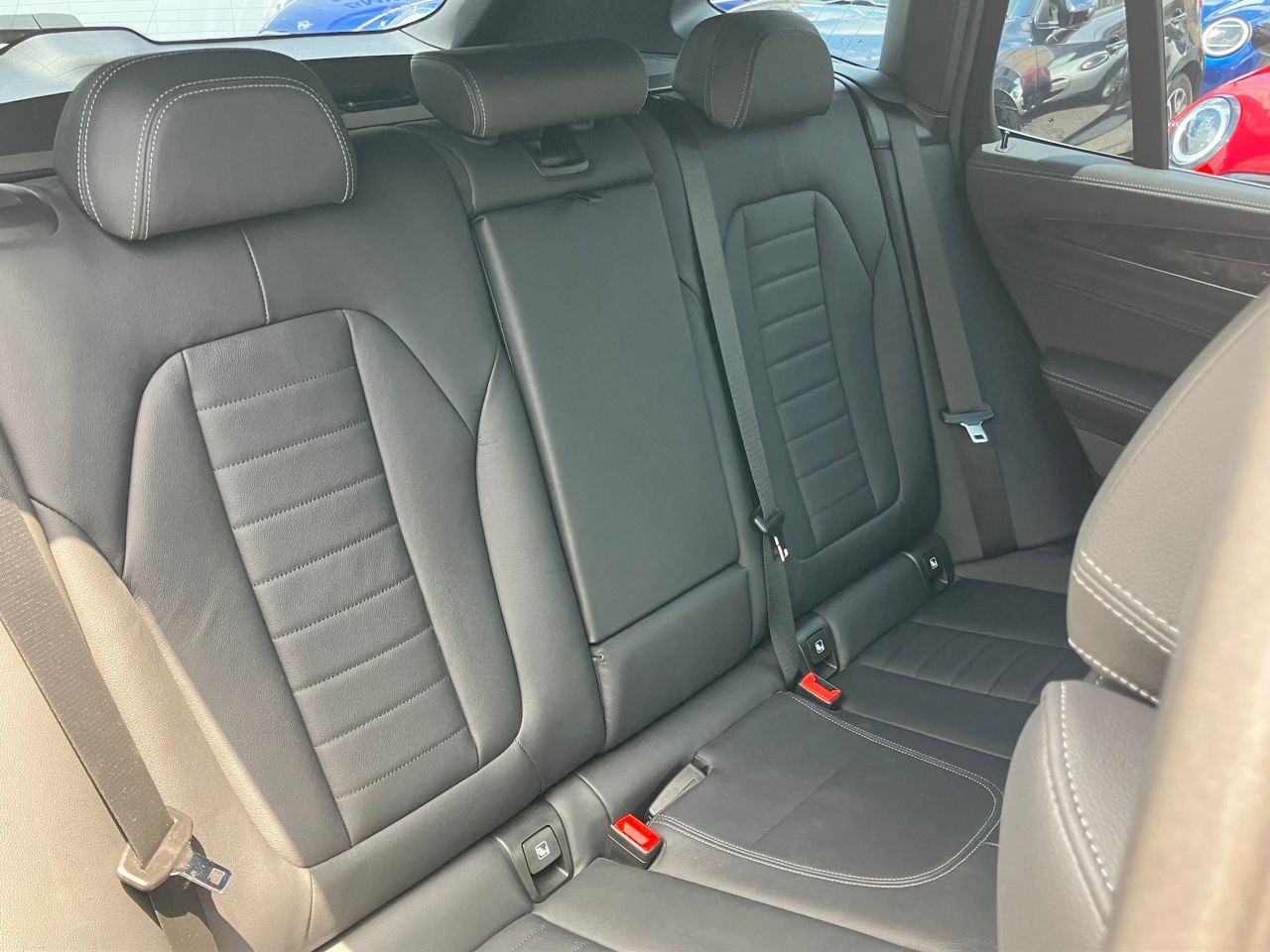 X3 M40d RHD