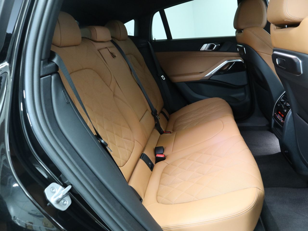 X6 xDrive30d M Sport RHD