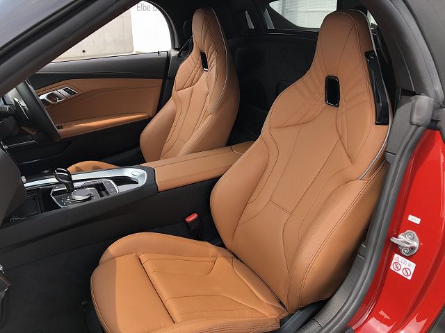 G29 z4 sDrive20i RHD