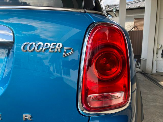 MINI CROSSOVER COOPER D