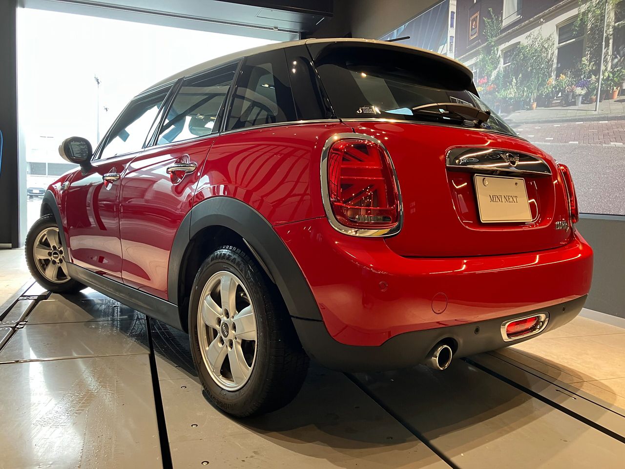 F55 COOPER D (AT)