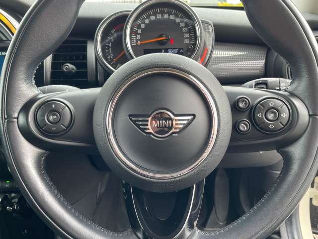 F56 MINI Cooper 3-Door Hatch LCI