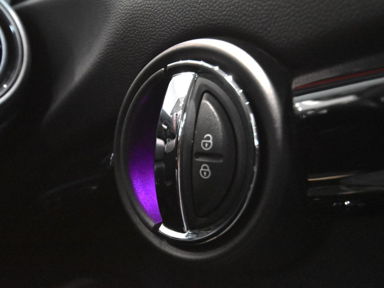 F55 MINI Cooper 5-Door Hatch LCI
