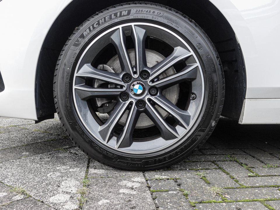 BMW 118