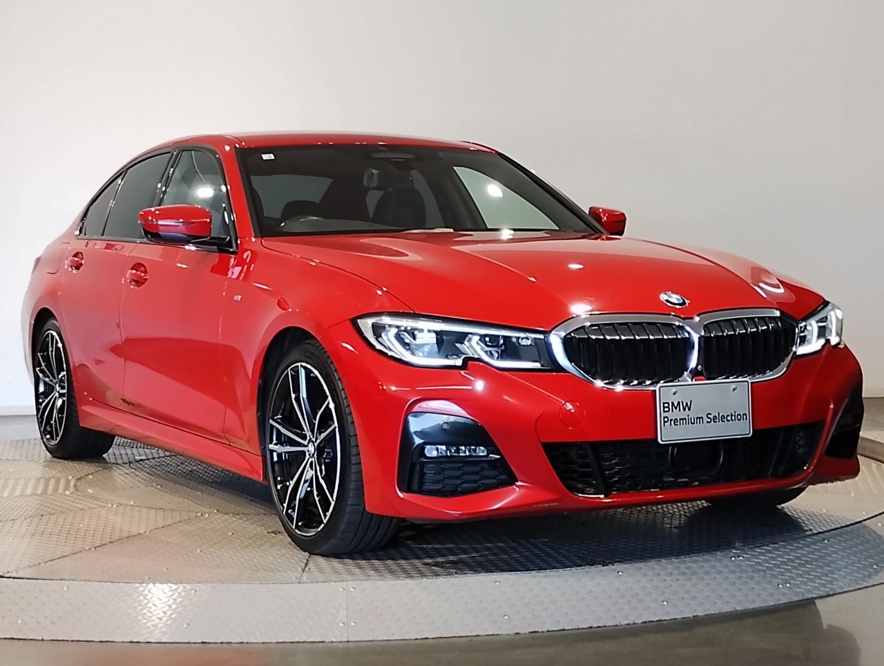 G20 320d xDrive RHD Saloon