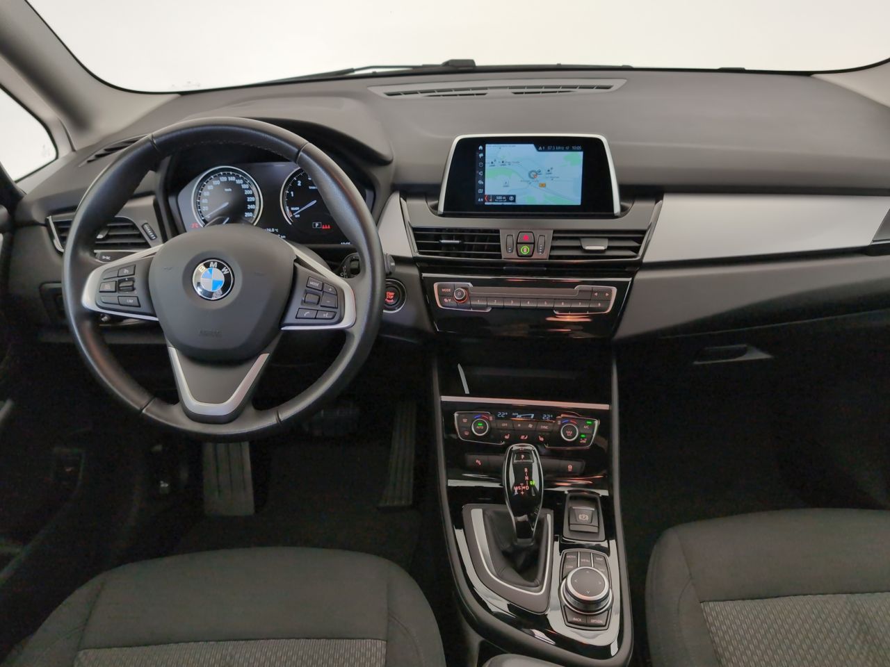 BMW 218
