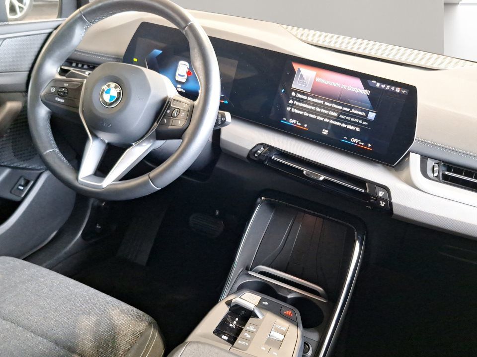 BMW 218