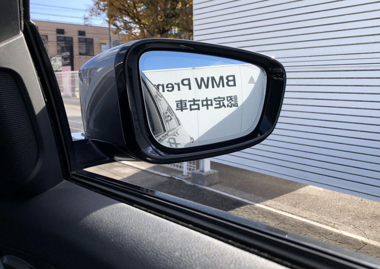 520d xDrive Sedan RHD