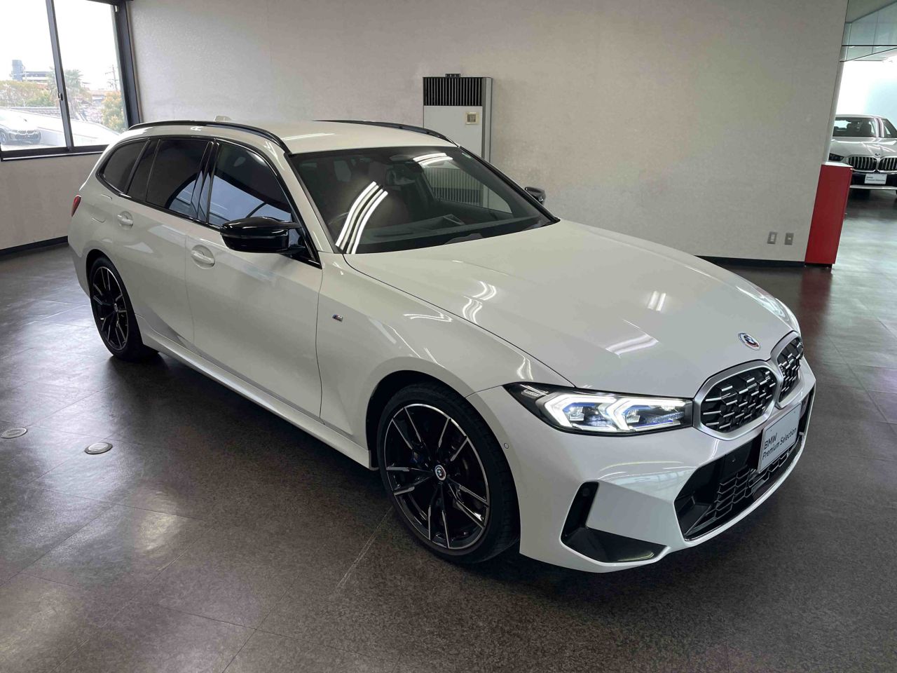 G21 M340i xDrive Touring LCI RHD