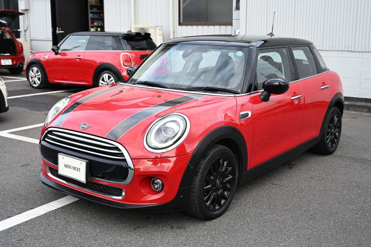 F55 COOPER D (AT)