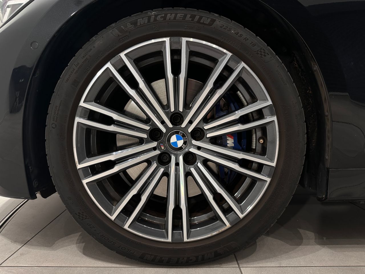 G21 330i Touring RHD