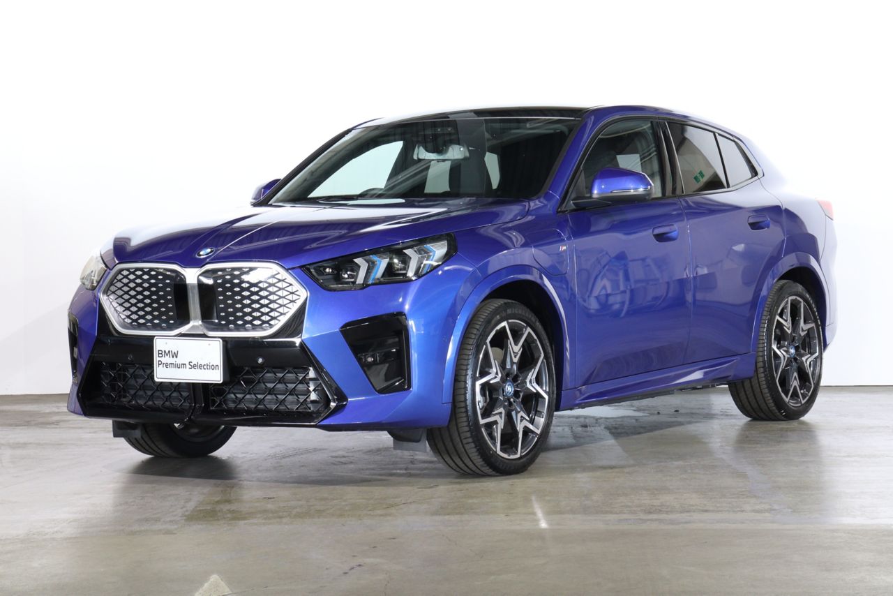 BMW iX2 xDrive30 M Sport