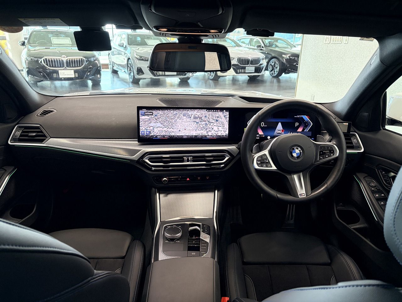 320d xDrive Berline RHD