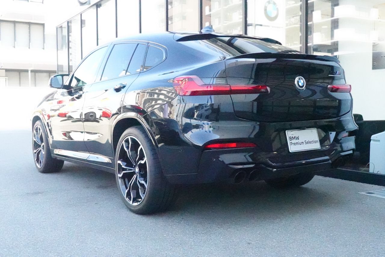 X4 M RHD
