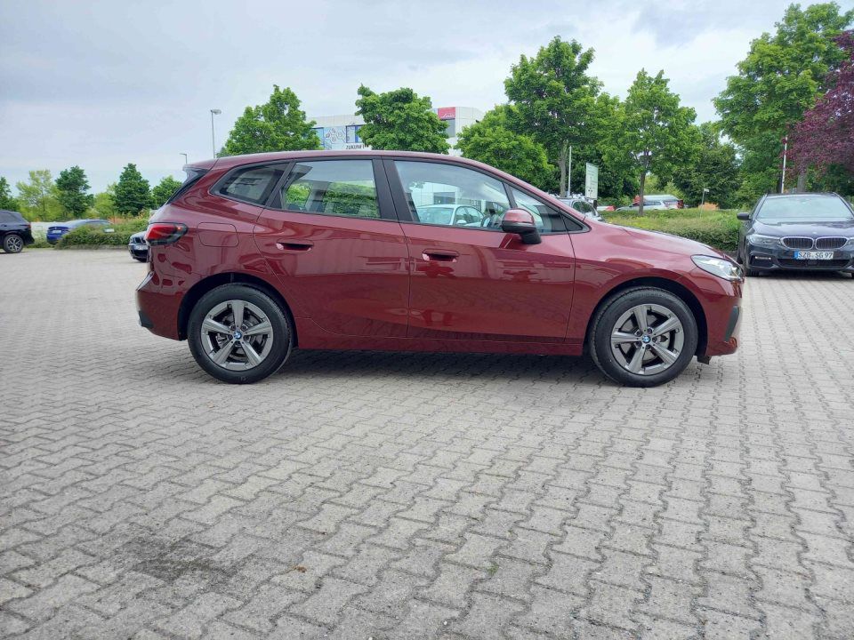 BMW 216