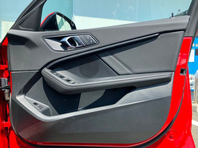 F40 118d Sports Hatch 5-door B47 2.0d