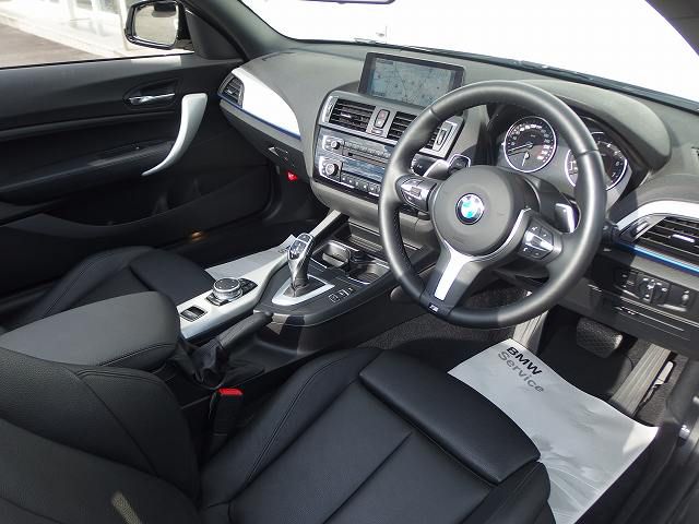 220I CABRIOLET RHD