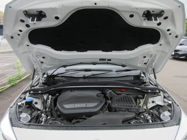 F40 118d Sports Hatch 5-door B47 2.0d