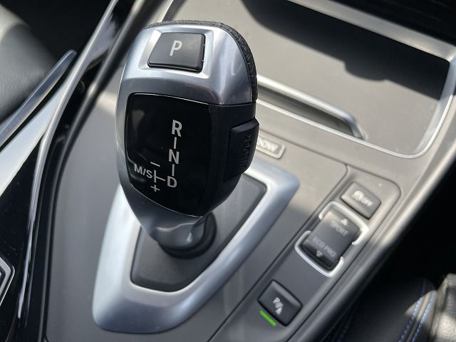 118D 5DOOR RHD
