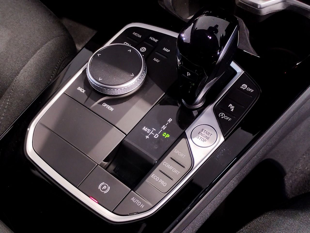 F40 118d Sports Hatch 5-door B47 2.0d