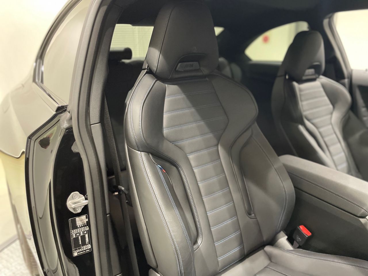 G42 220i Coupe