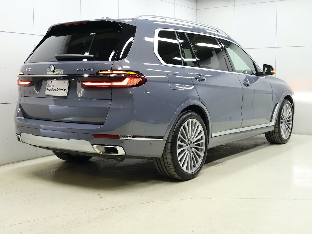 X7 xDrive40d RHD US