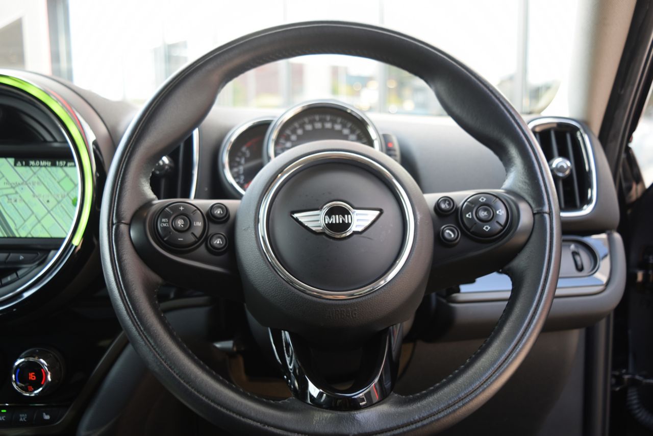 MINI CROSSOVER COOPER D ALL4