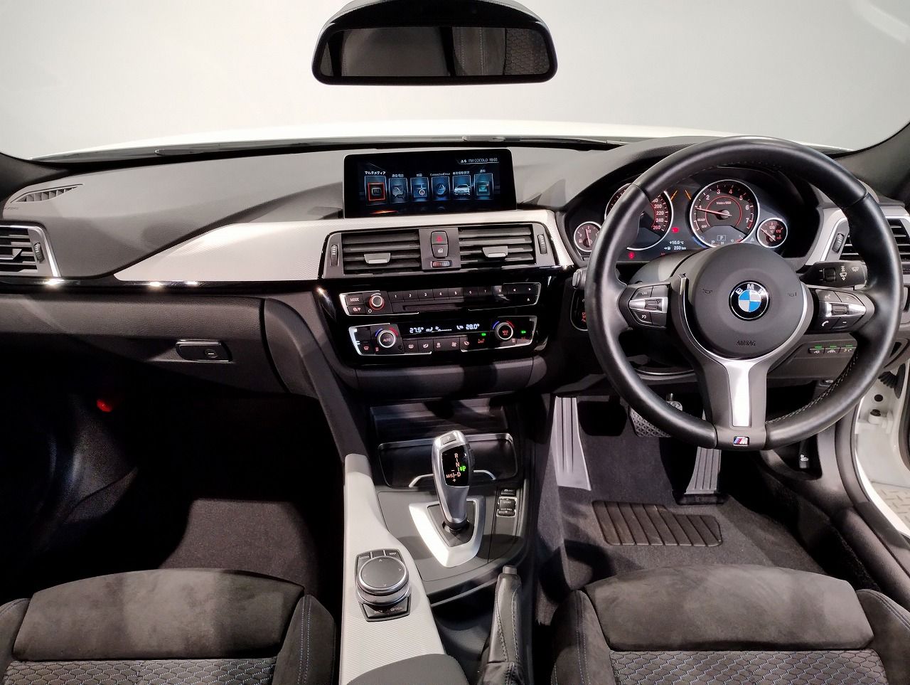 318I TOURING RHD