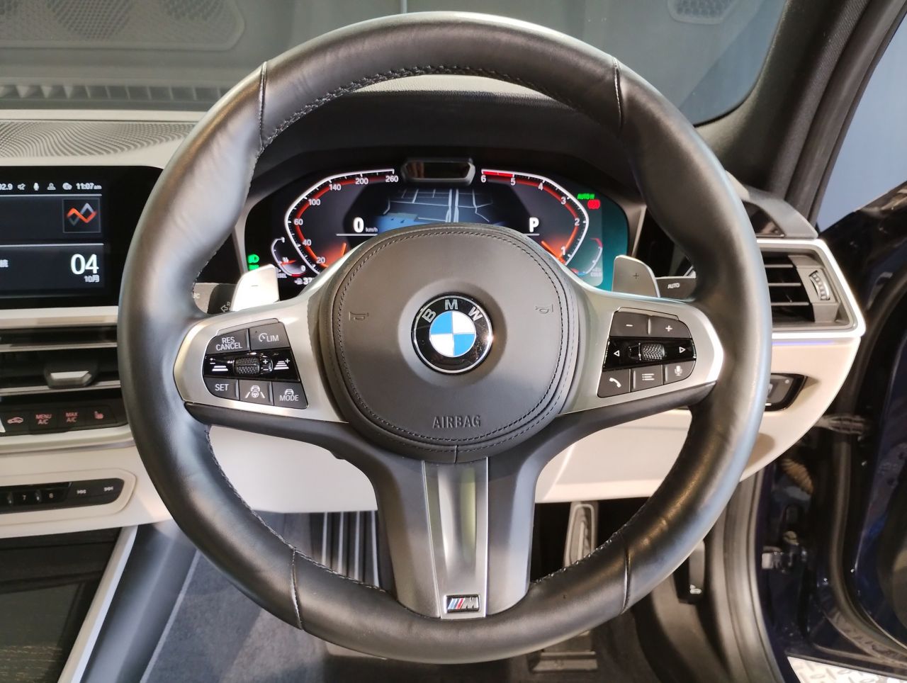 G20 320d xDrive RHD Saloon