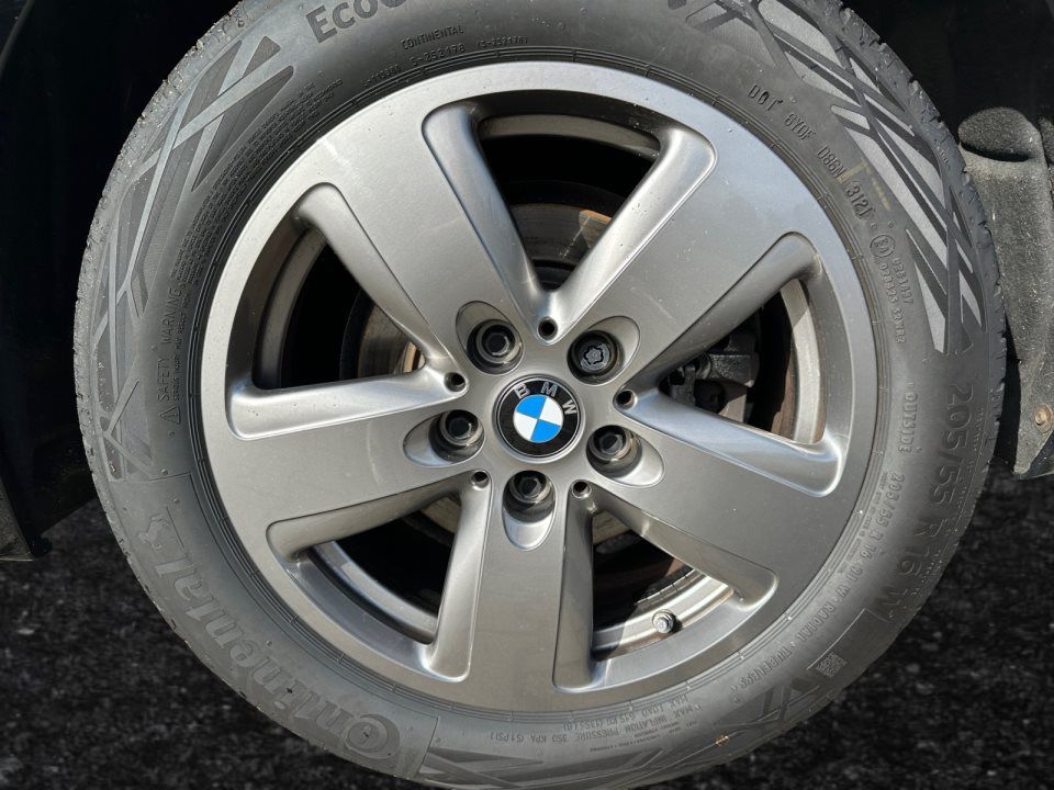 BMW 118