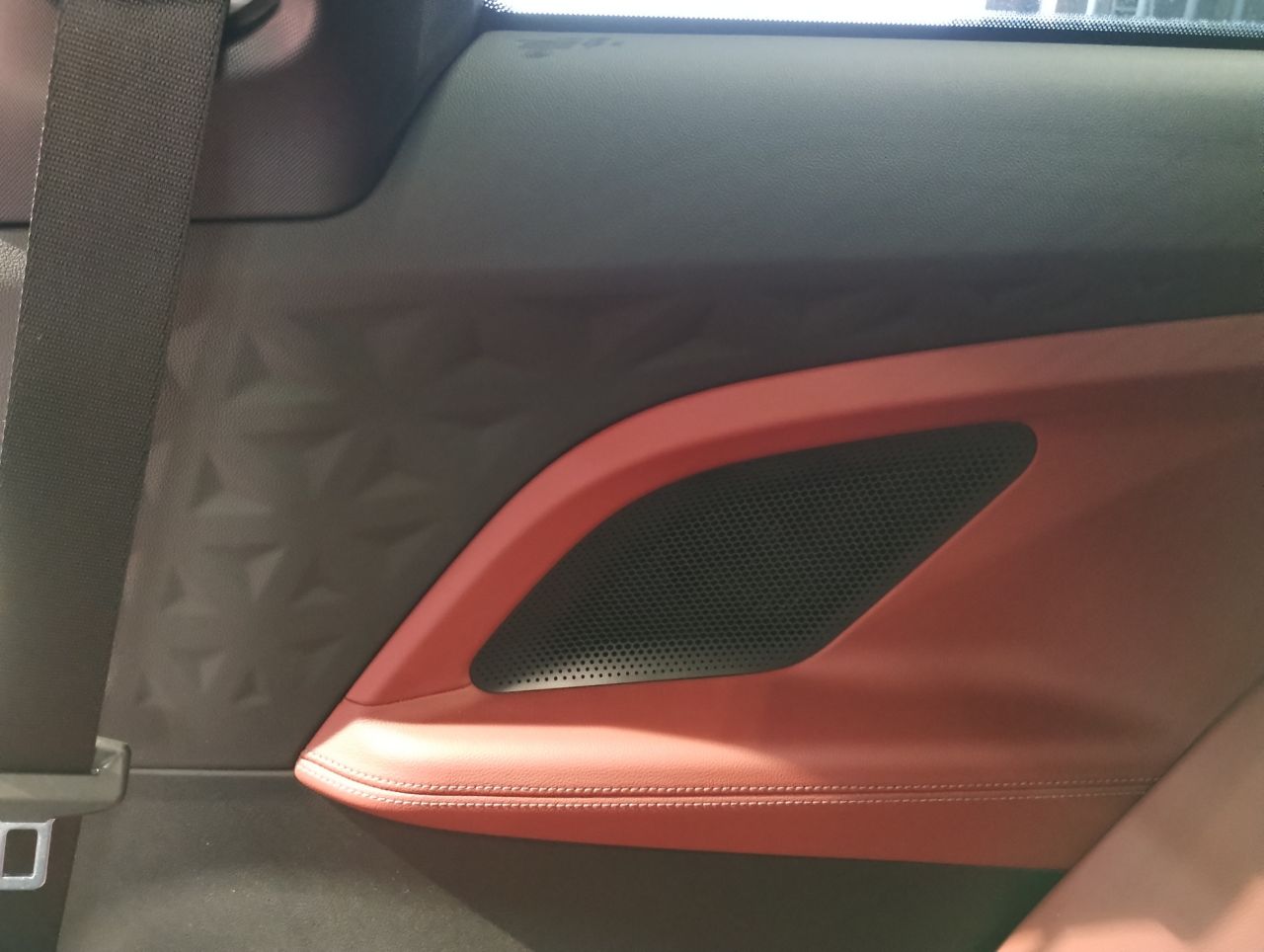 G42 220i Coupe