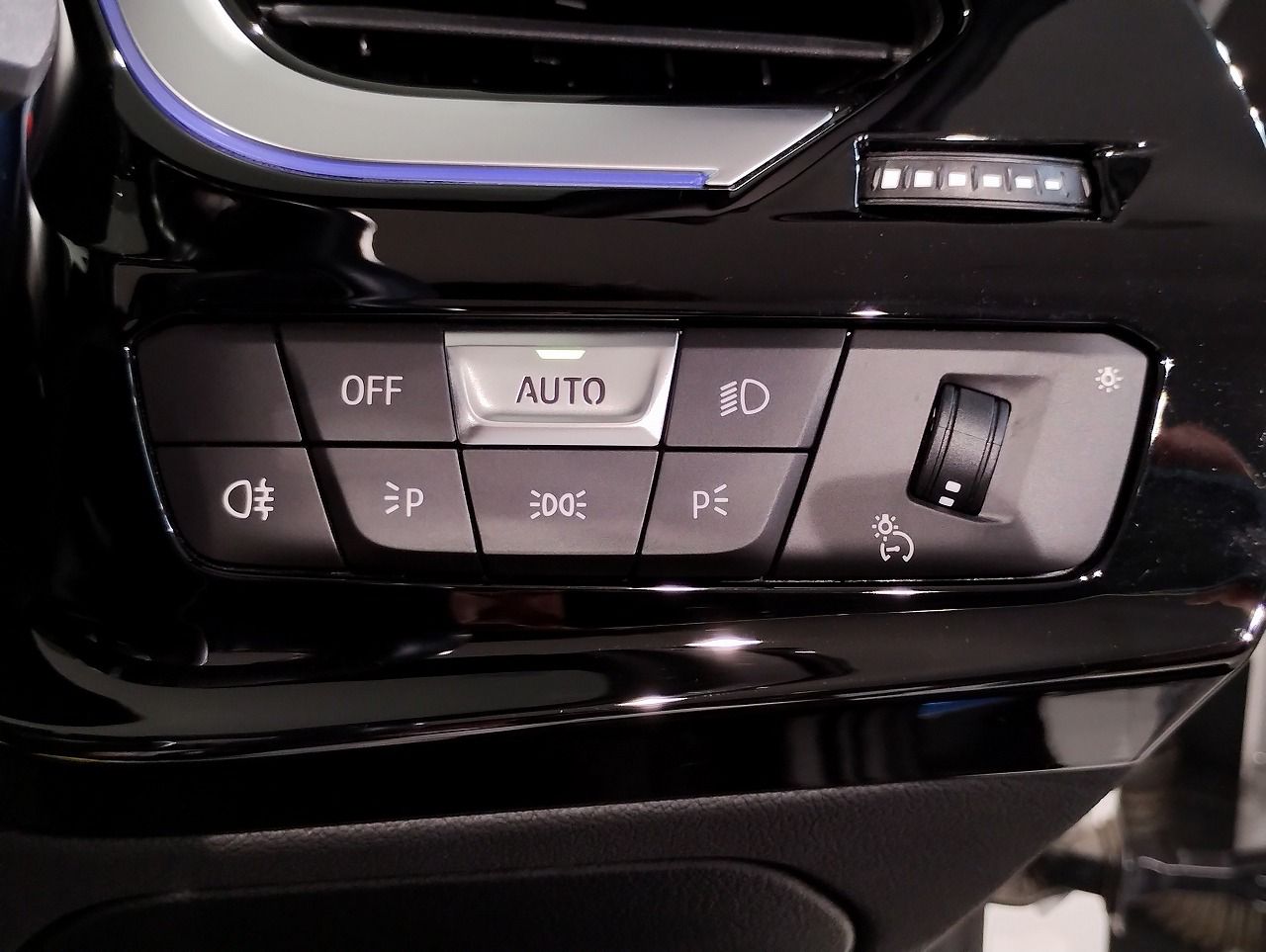 G29 z4 sDrive20i RHD