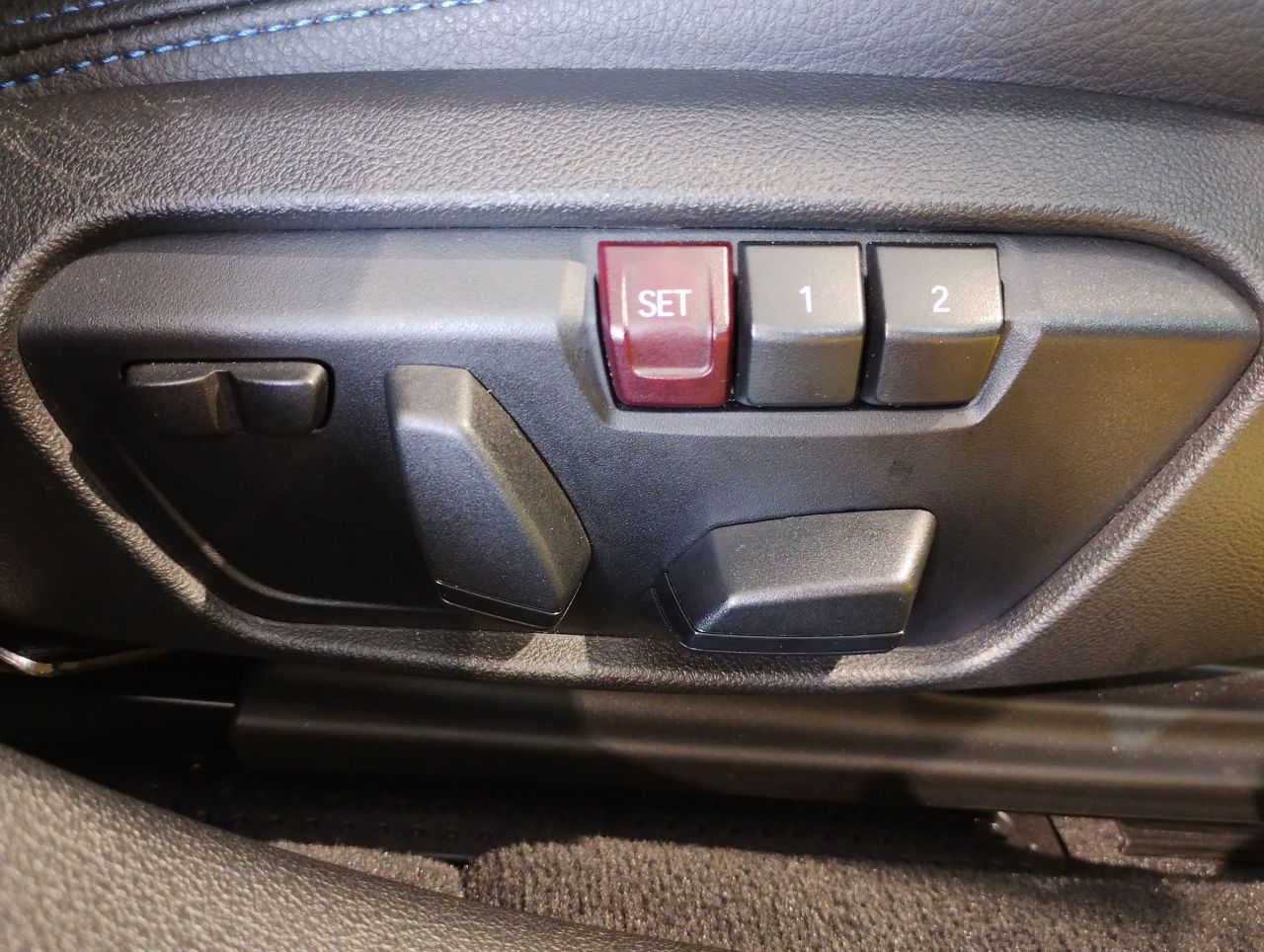 F40 118d Sports Hatch 5-door B47 2.0d