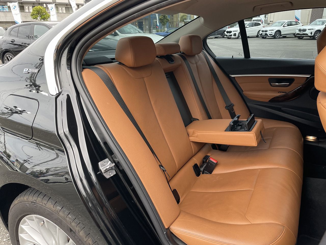 330E IPERFORMANCE SEDAN RHD
