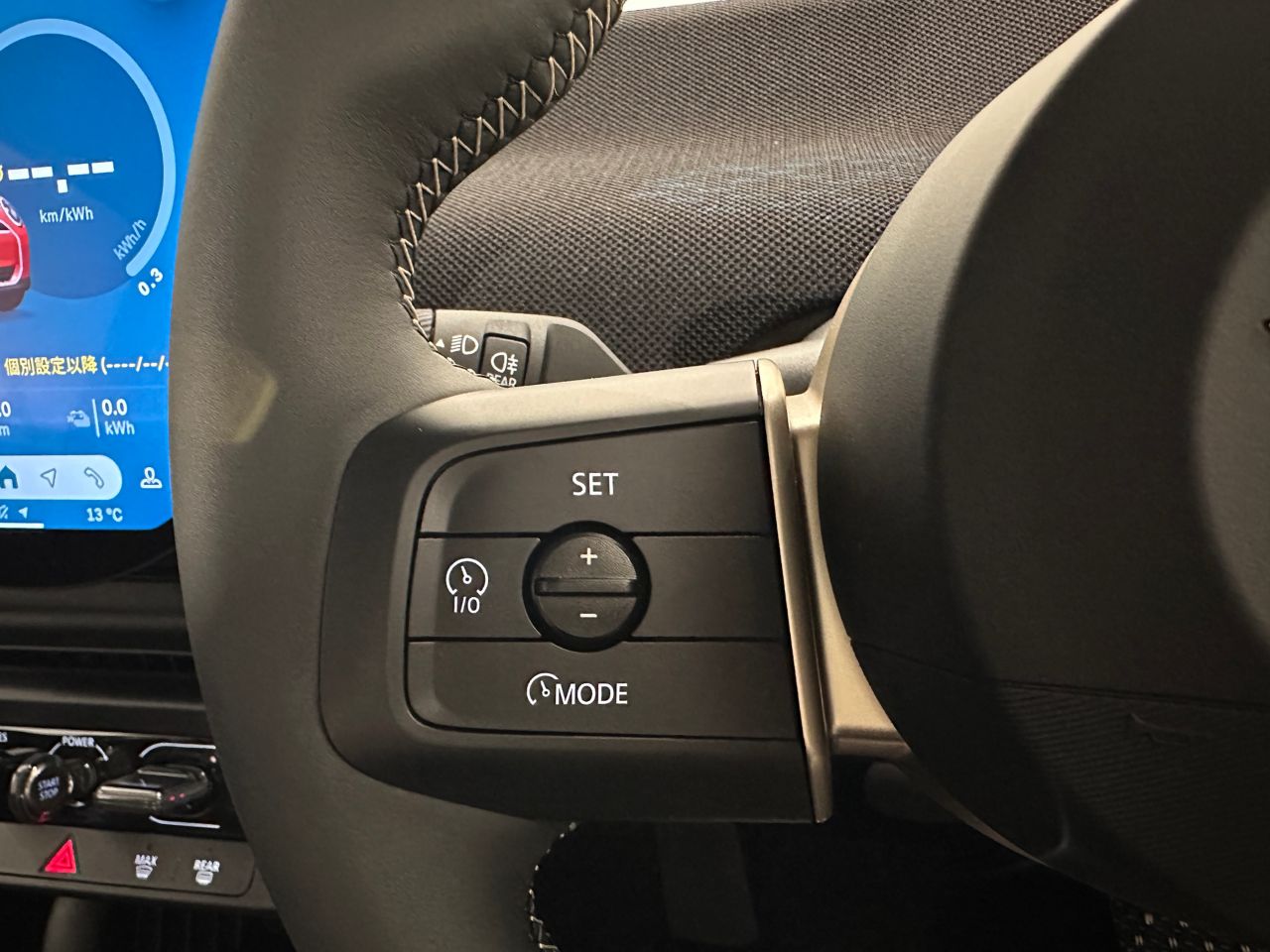 J01 MINI Cooper E