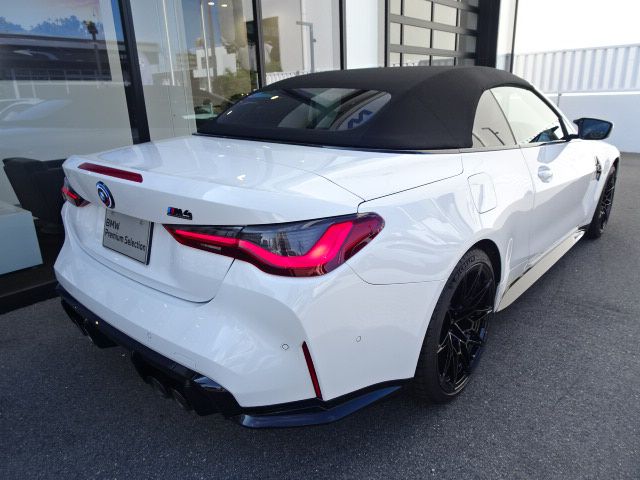 G83 M4 Competition M xDrive Competition RHD