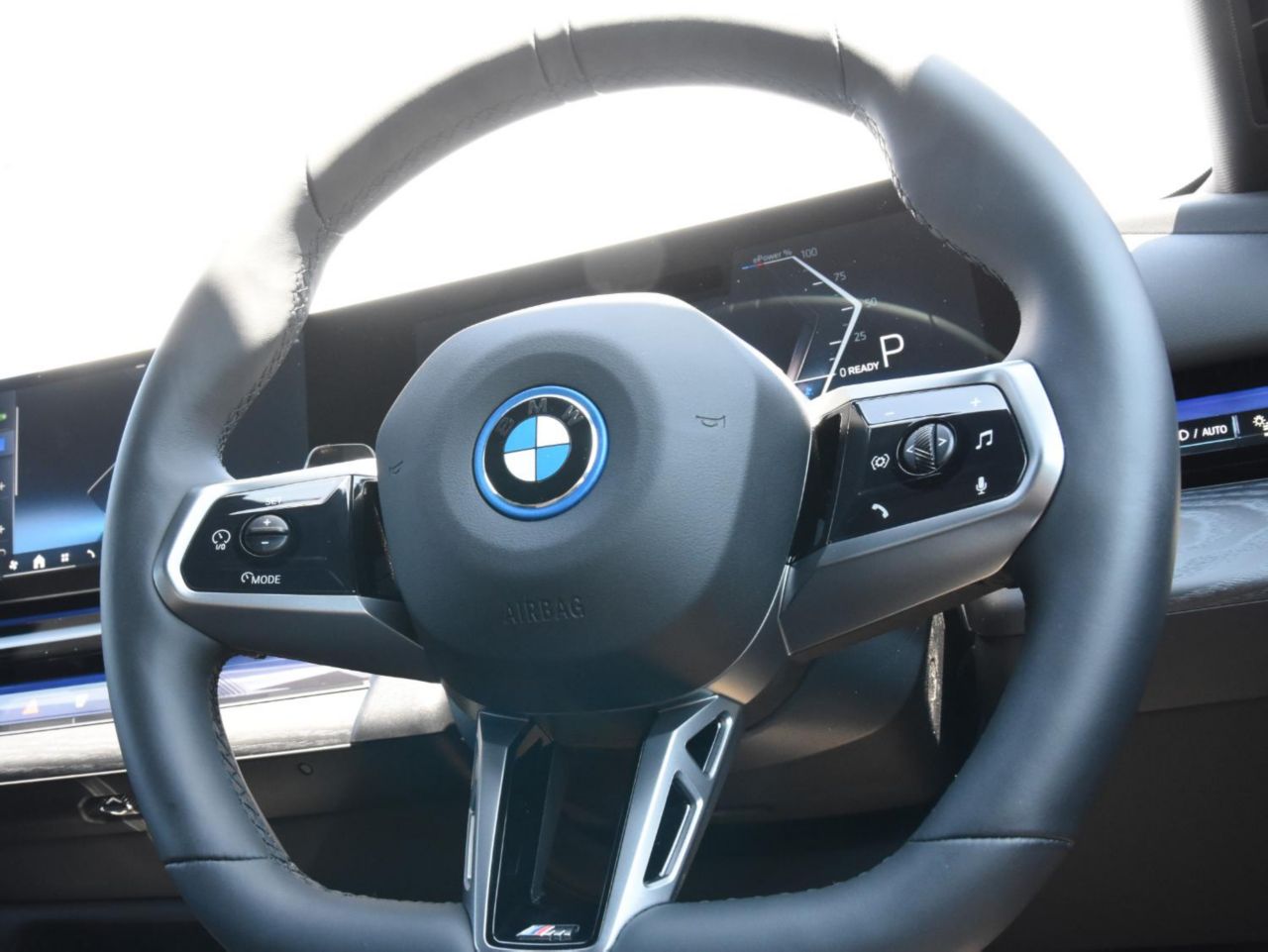 BMW i5 eDrive40 Sedan RHD