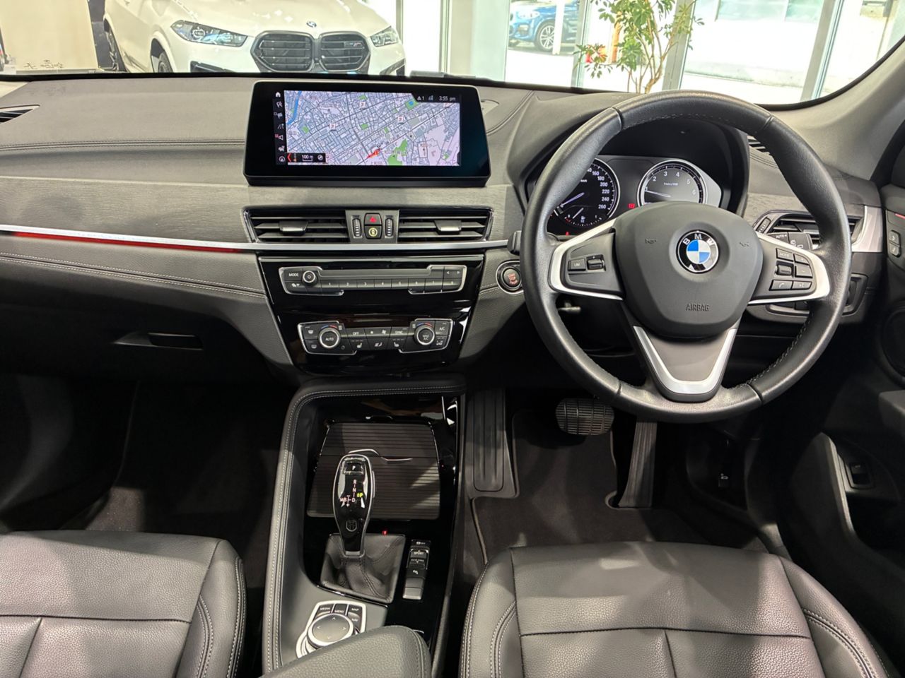 X1 sDrive18i RHD