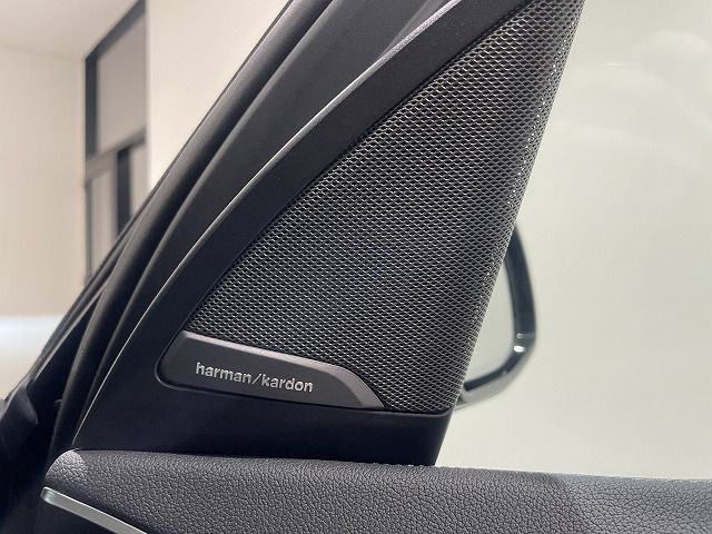 G01 X3 M40d RHD LCI