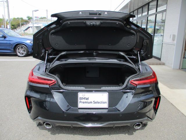 G29 z4 sDrive20i RHD