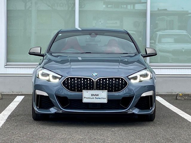 F4* **35i xDrive **** ***** B48 2.0i