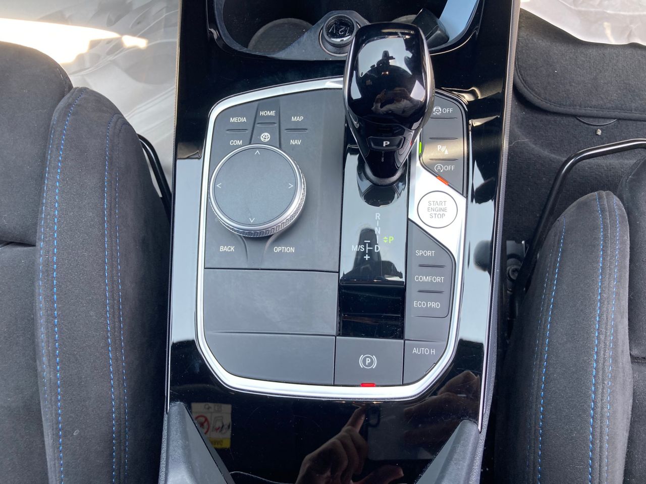 F40 118d Sports Hatch 5-door B47 2.0d
