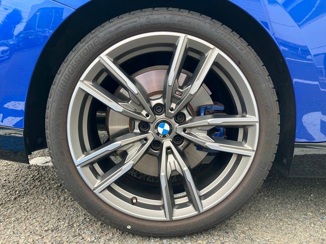 M240i xDrive Coupé RHD