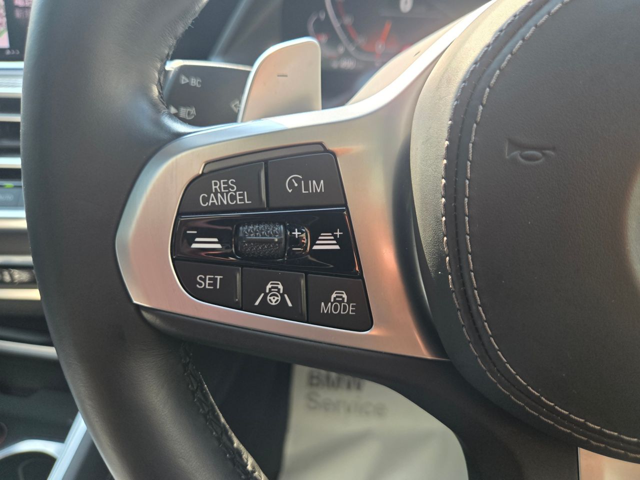 X* xDrive30d RHD